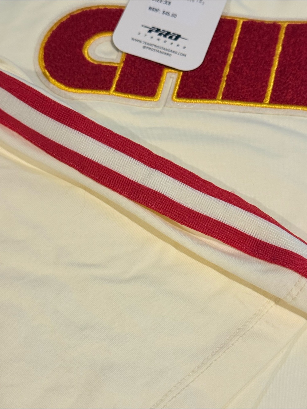 NWT Pro Standard Kansas City Chiefs Women's Retro Classic Boxy Crop T-Shirt - Picture 4 of 4